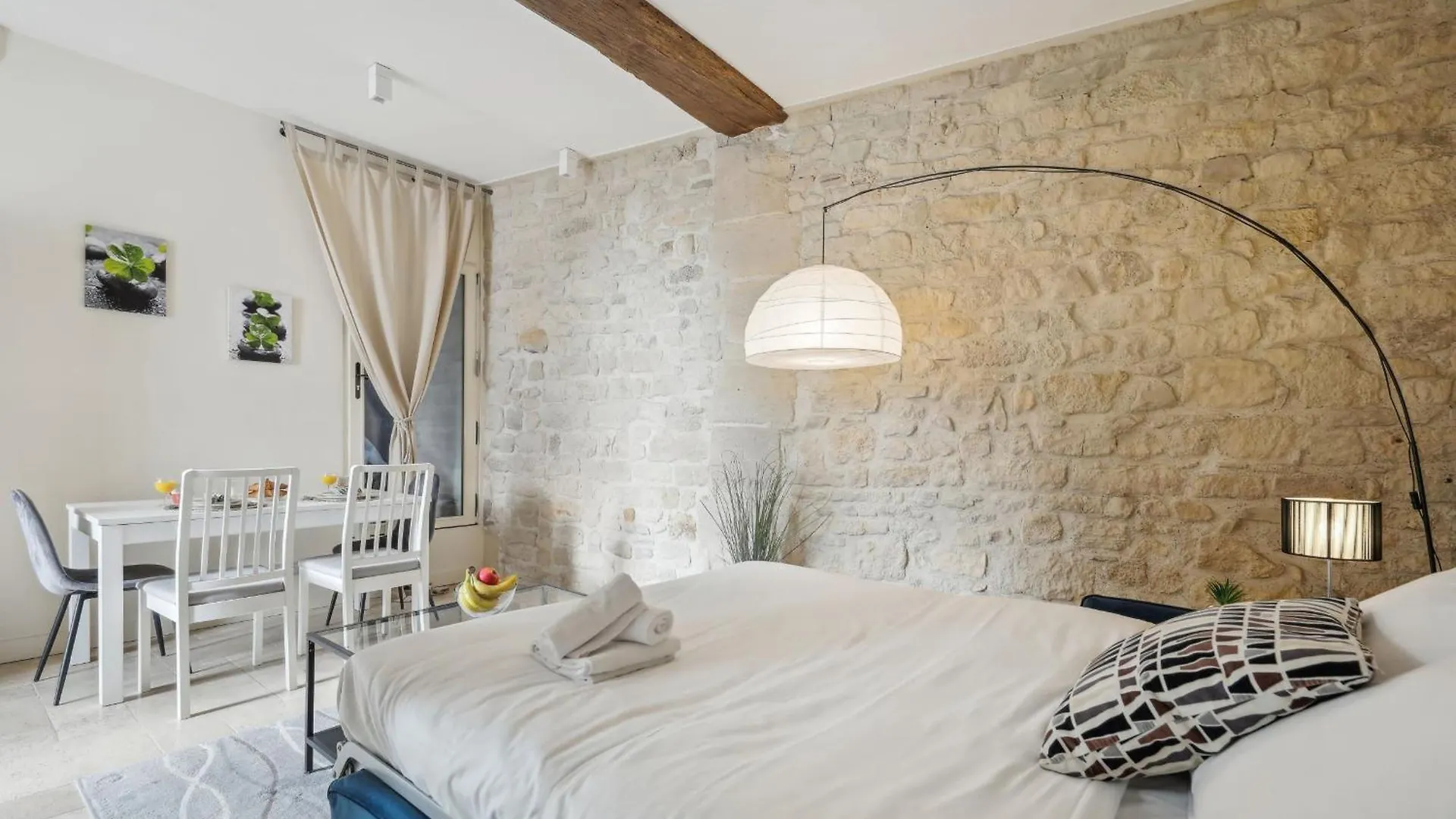 Bnbnova - Ile St Louis Paris Apartment