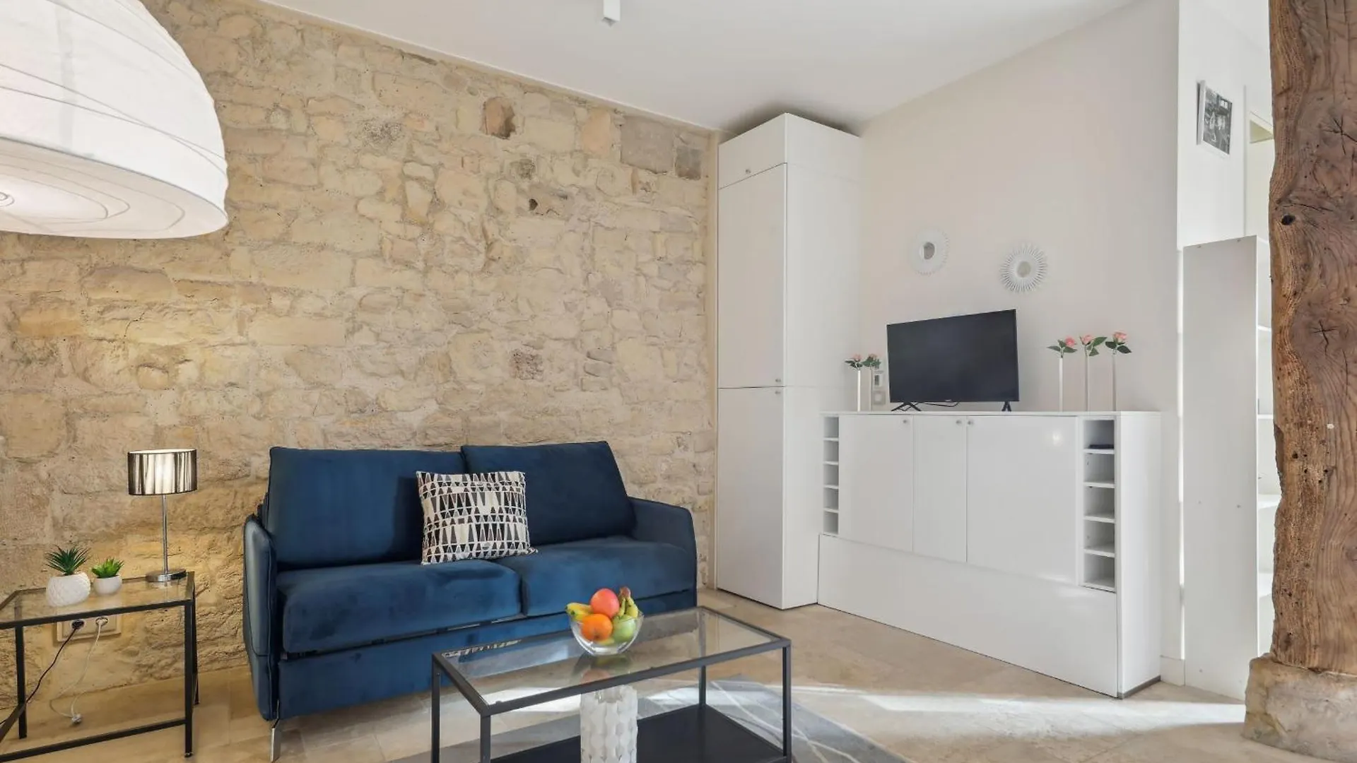 Apartment Bnbnova - Ile St Louis Paris France